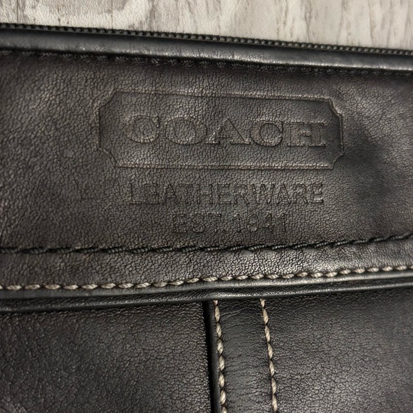 Coach wristlet in black leather. Hangtag present. EUC. - Picture 2 of 11